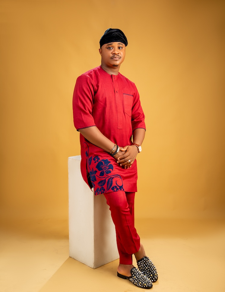Red Floral Kaftan - Image 2
