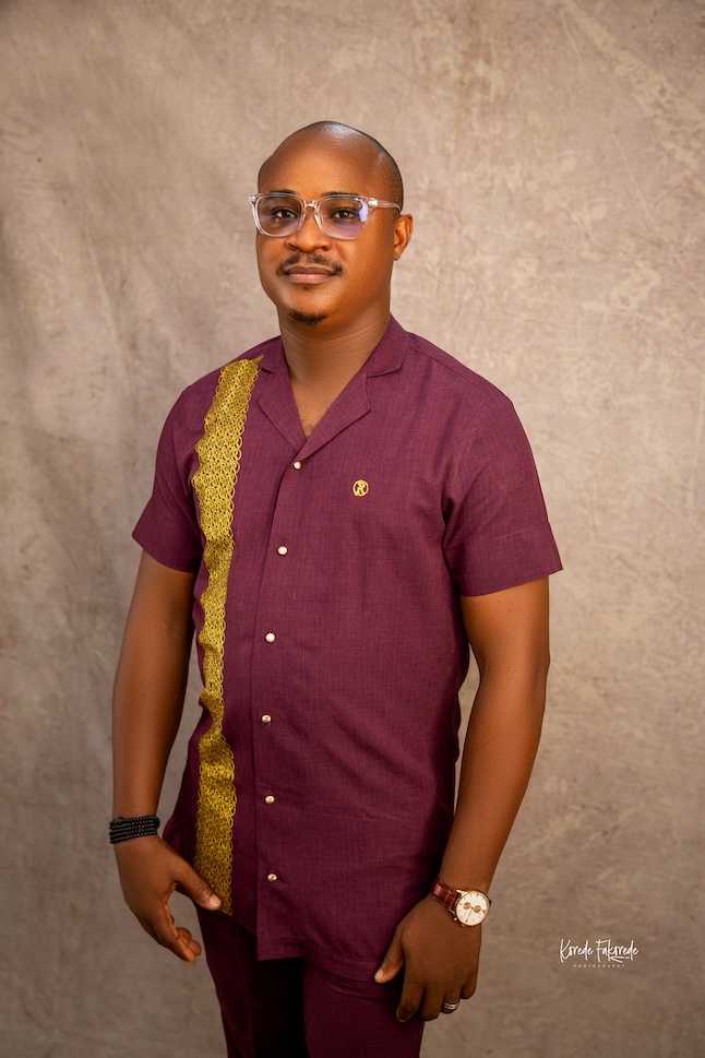 Gold Flex Embroidery Shirt - Image 3