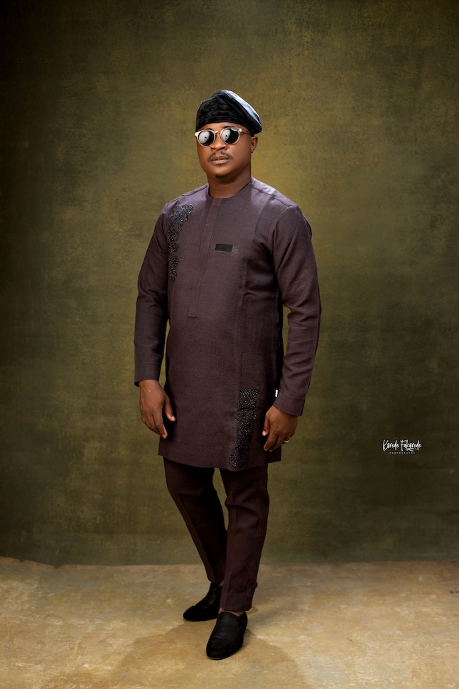 Onigbajamo mahogany agbada - Image 8