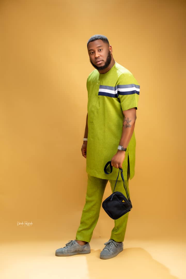Lime Sleeves Striped - Image 2